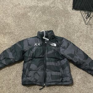 The North Face Black and Gray Puffer Jacket